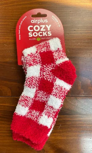 New airplus Cozy Aloe Infused Socks - Red & White Checkered Women Size 5-10 thumbnail 1