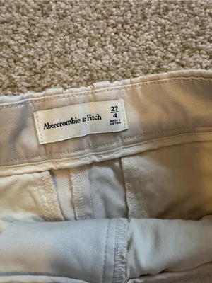 Abercrombie tan shorts thumbnail 2