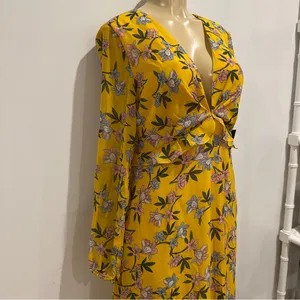 New Lulus Maxi Dress Sz M Thrive Together Yellow Floral Long Sleeves NWT thumbnail 4