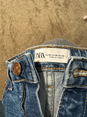 ZARA Straight Leg Jeans thumbnail 3