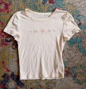 American Eagle Flower Baby Tee XS thumbnail 1