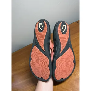 OluKai Kulapa‎ Kai Sandals Women's Coral Pink Orange Thong Flip Flops Size 6/36 thumbnail 3