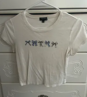 Dry goods bow baby tee  thumbnail 1