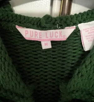 Green Sweater Size M thumbnail 3