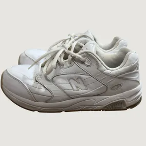 3170 | New Balance 926 Leather Walking Shoe White Dad Shoe Normcore Women 10.5 D thumbnail 5