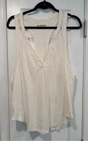 NWOT Free People We The Free Size XS Cream Crochet Trim Racerback Layer Tank Top thumbnail 1