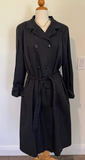 Trench Coat Size M thumbnail 1