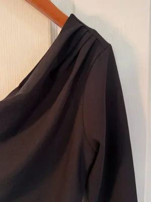 NWT Abercrombie & Fitch Black Long Sleeve Asymmetrical One-Shoulder Bodysuit S thumbnail 6