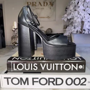 New Steve Madden Kassiani Black Leather Platform Block Heel Sandals Womens 10 thumbnail 4