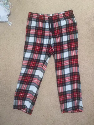 Old Navy Plaid Matching Christmas Pajama Set thumbnail 5