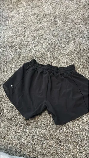 Lululemon Shorts thumbnail 3