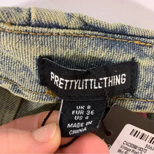 Pretty Little Thing Vintage Wash Denim Wrap Over Mini Skirt - Size 4 thumbnail 4