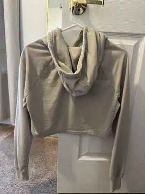 Gymshark Cropped Sweater thumbnail 3