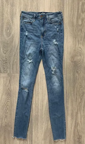 Hollister Ultra High-Rise Super Skinny Jeans thumbnail 3