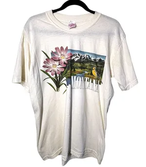 Vintage 80's Ginnies Girl M T-shirt Montana Tee Postcard Crewneck Short sleeve thumbnail 1