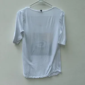 Green Bay Packers Women’s Graphic T-Shirt White Scoop Neck Size Small thumbnail 2
