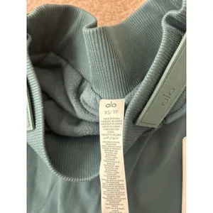 Alo High-Waist Elevation Fleece Lined Mini Skirt, Midnight Green, Size XS New thumbnail 6