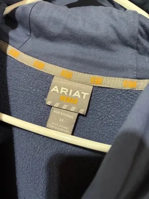 Ariat sweatshirt thumbnail 2