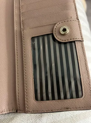 Kate Spade Wallet thumbnail 3