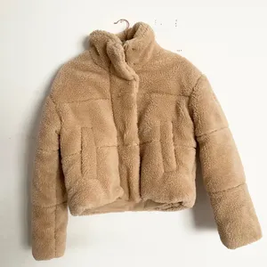 Alo Yoga Sherpa Snow Angel Puffer Camel M thumbnail 2