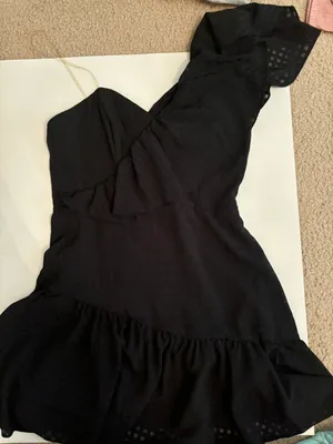 dress thumbnail 1