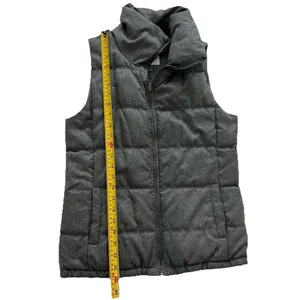 Old Navy Fleece Lined Puffer Vest Womens XS Gray Full Zip Up Insulated Winter thumbnail 6
