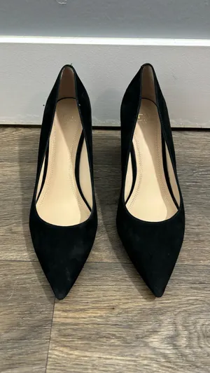 Marc Fisher black heel thumbnail 3