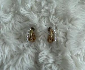 gold pearl hoops thumbnail 1