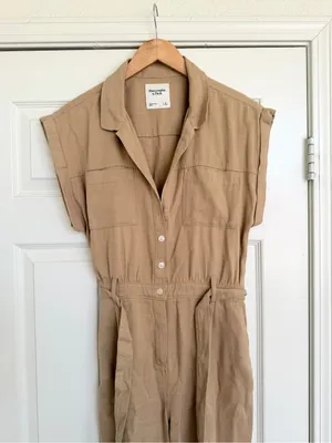 Abercrombie & Fitch Tan Soft Button Front Utility Jumpsuit Sz S Like New thumbnail 3
