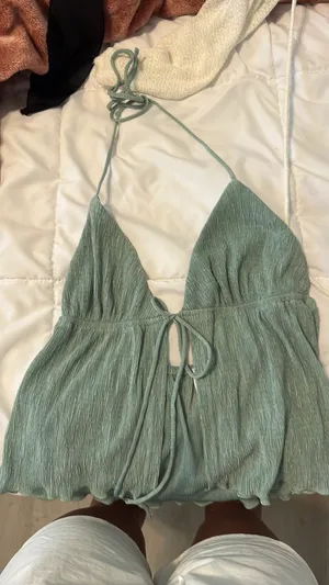 Princess Polly halter top thumbnail 3
