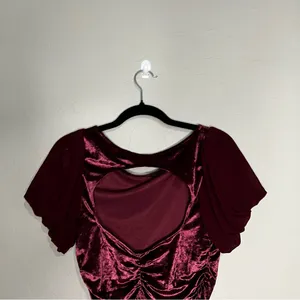 Intimately Free People Midnight Mood Velvet Burgundy Ruched Puff Sleeve Crop Top thumbnail 11