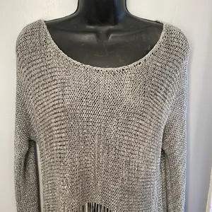 Abercrombie and Fitch knit gray sweater size XS thumbnail 2