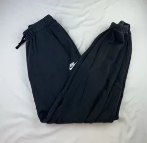 Nike sweatpants  thumbnail 1
