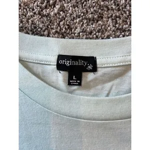 Orginality Dry Goods light green t shirt size‎ large thumbnail 3