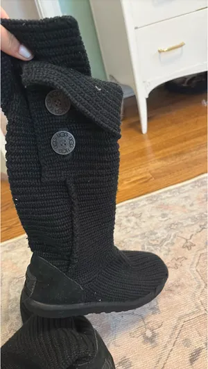 Knit UGG Boots Women’s Australia Classic Cardy thumbnail 1