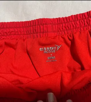 Old Navy Active Red Athletic Shorts thumbnail 2
