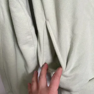 Universal Threads Comfy hoodie thumbnail 2