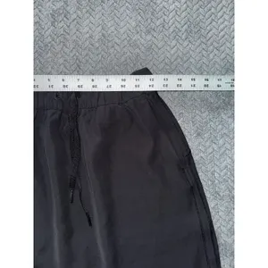 Lululemon Womens On The Fly Skirt Black Travel‎ Commute Curved Hem Sz 6 thumbnail 6