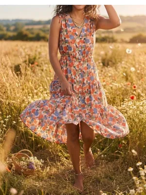 Trovata | Birds of Paradis Rae Dress in Marina floral thumbnail 2