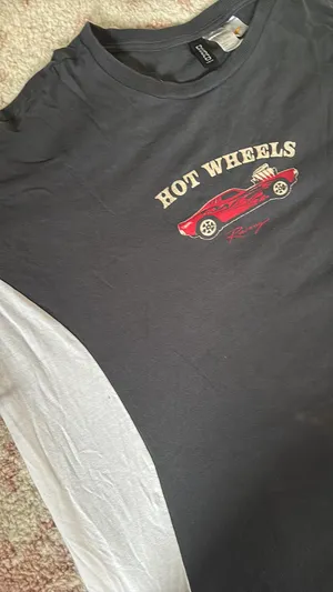 Divided H&M Graphic long sleeve thumbnail 3