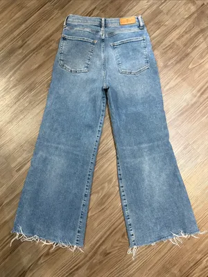 7 For All Mankind Luxe Vintage Cropped Jo Jeans 27 Distressed Wide Leg $228 thumbnail 4