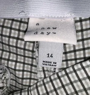 A New Day Capris Dress Pants thumbnail 4