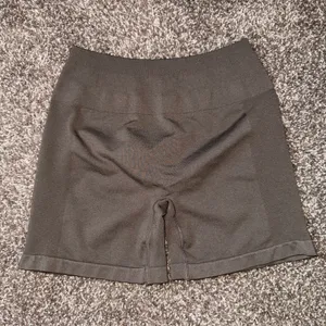 Aurola Intensify Short Size M thumbnail 1