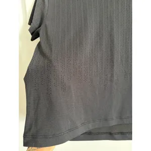 Lululemon Black Train to Be Short Sleeve Relaxed Fit Mesh Shirt Size 4 thumbnail 5