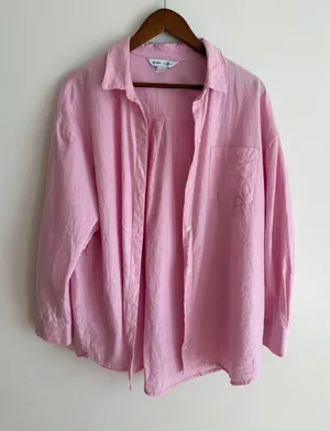 Old Navy The Boyfriend Shirt Pastel Pink Oversized Button Down Long Sleeve Large thumbnail 1