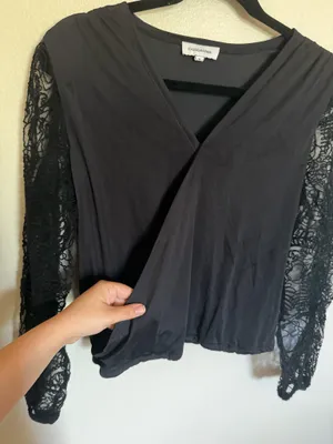 Black see through sleeved top Size M thumbnail 6