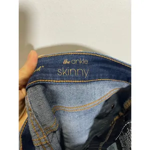 7 For All Mankind The Ankle Skinny Jeans Womens 25 Blue Distressed Raw Hem Denim thumbnail 5