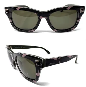 VALENTINO GARAVANI Rockstud safari sunglasses, unisex, made in Italy thumbnail 1