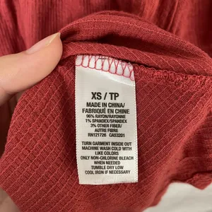 Cape Juby Off the Shoulders Top Size XS thumbnail 4