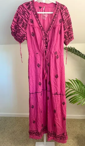 Free People Riley‎ Embroidered Maxi Dress-Fushia XS thumbnail 1
